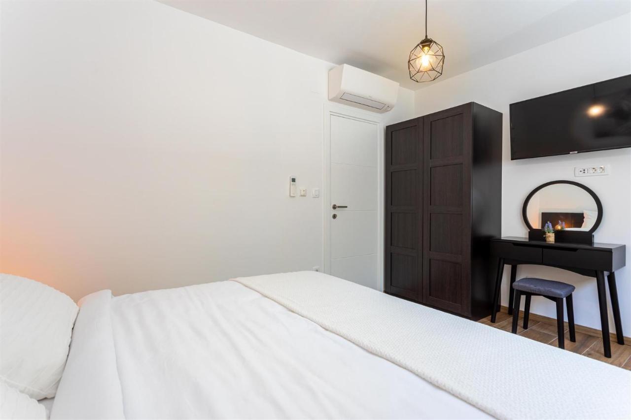 Villa Manhattan Dobrinj Esterno foto