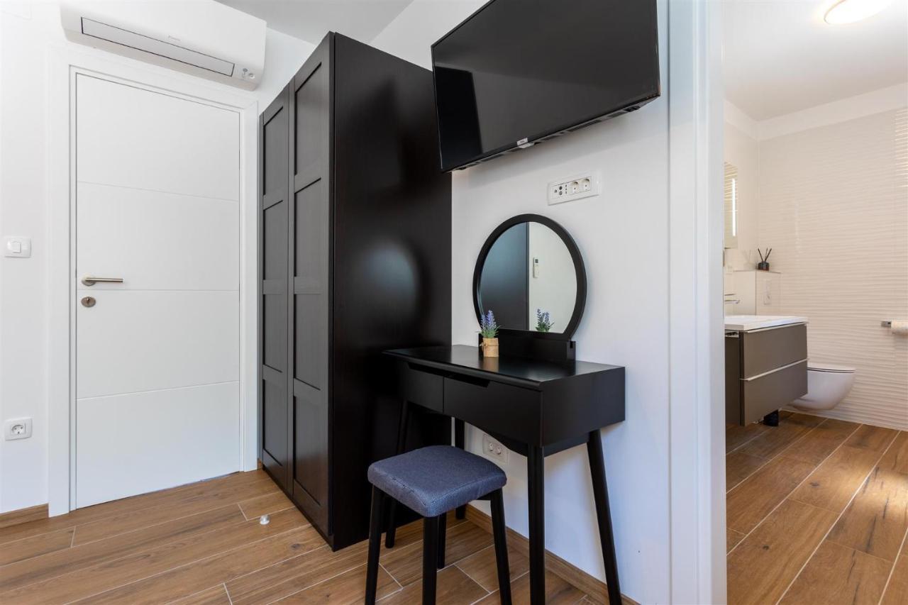 Villa Manhattan Dobrinj Esterno foto