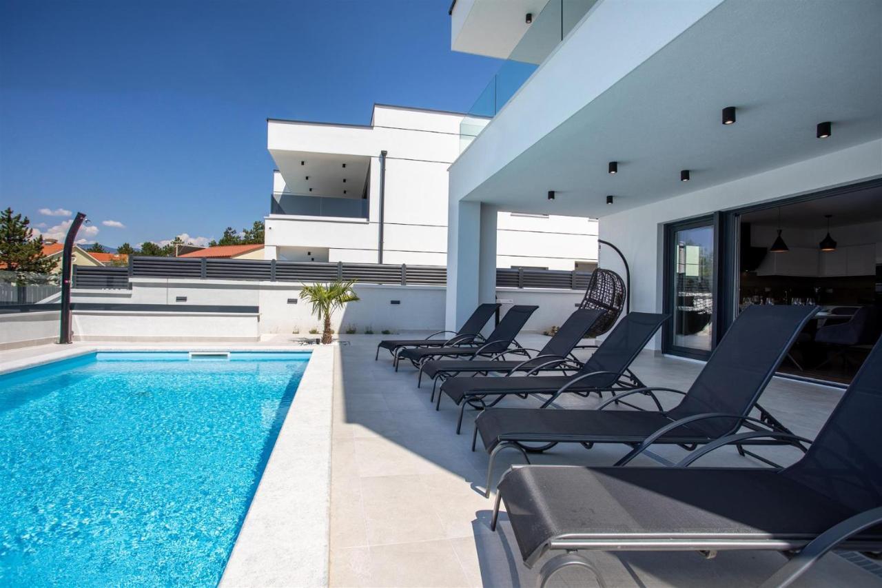 Villa Manhattan Dobrinj Esterno foto