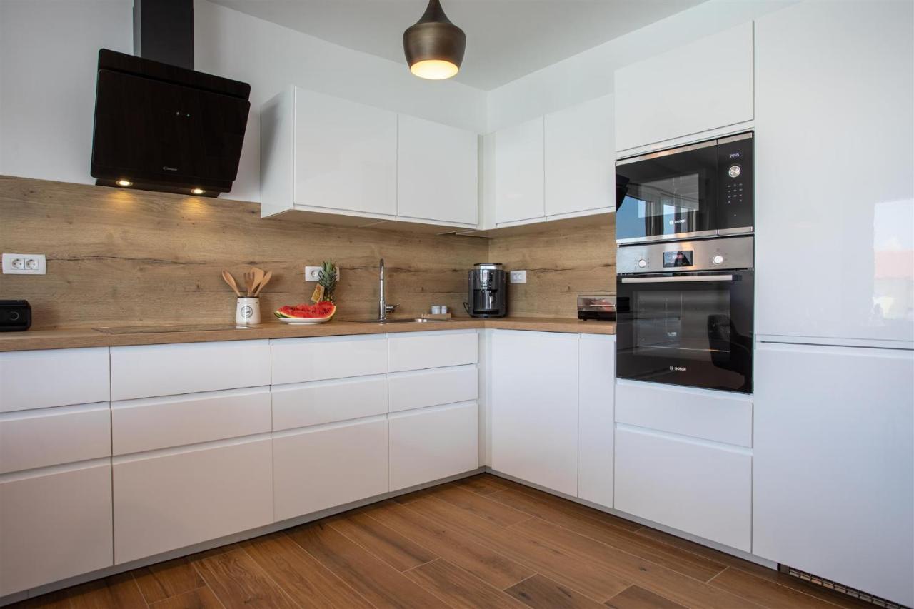 Villa Manhattan Dobrinj Esterno foto